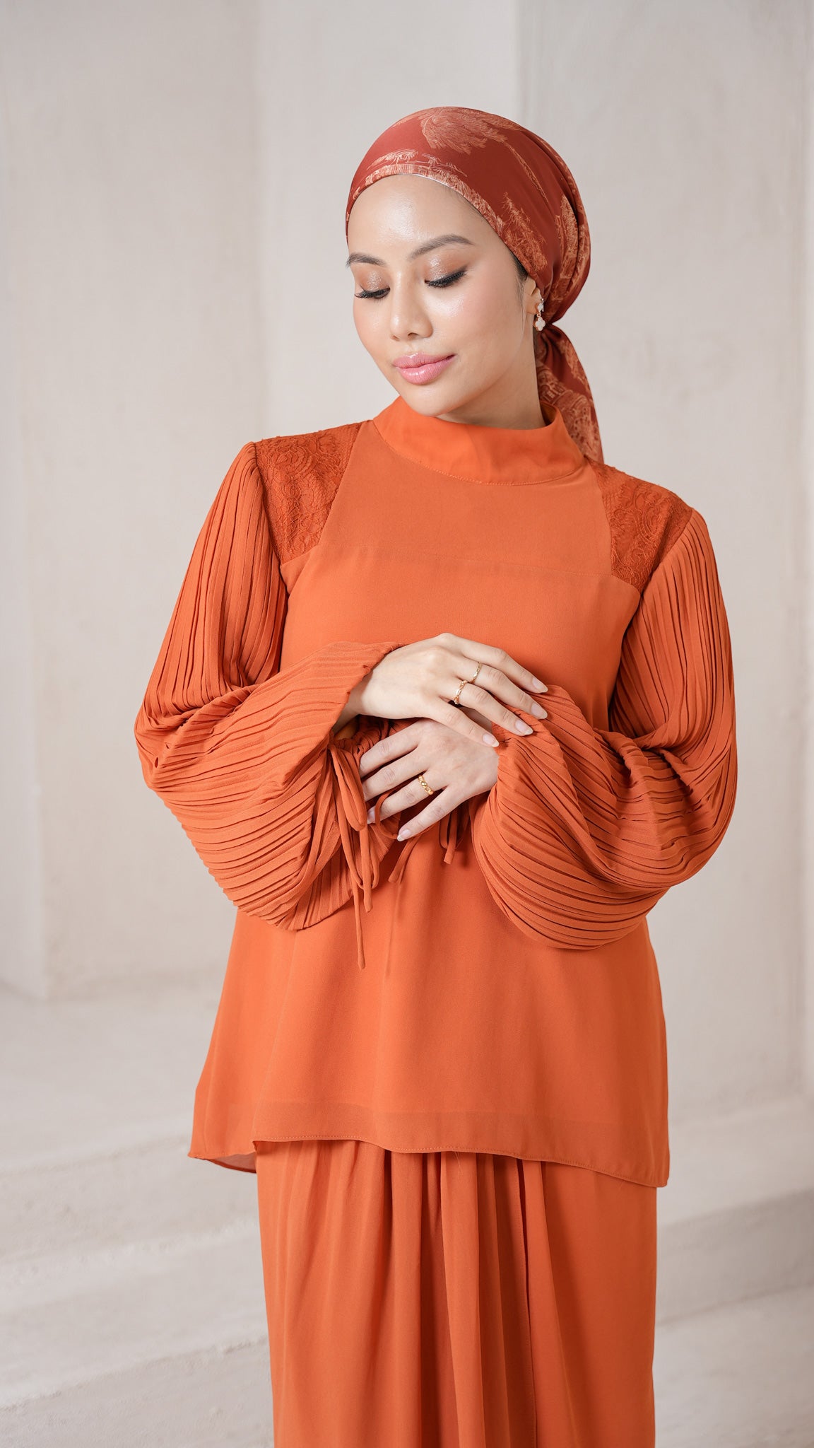 Najili Lux