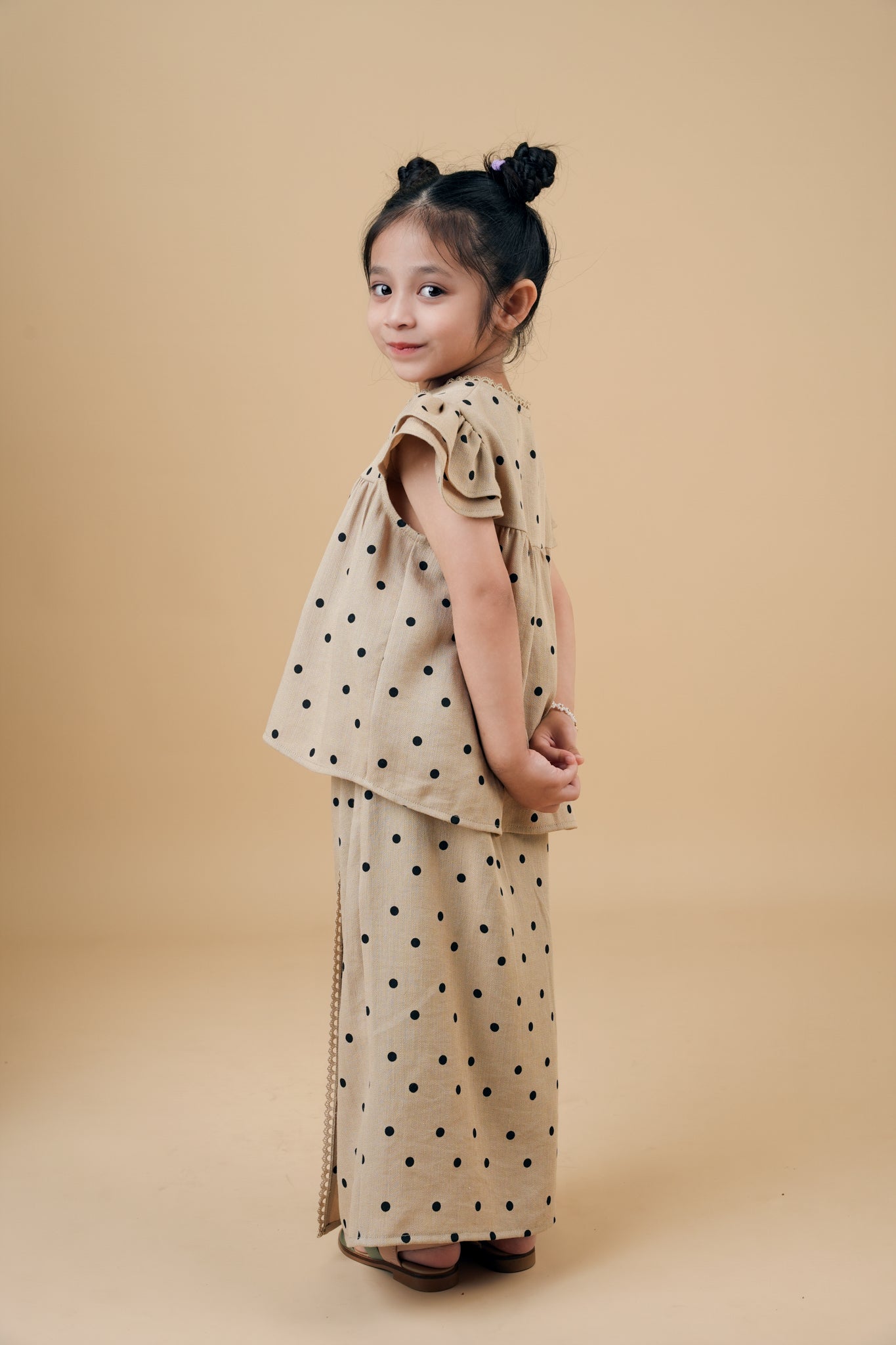 Safiyyah Kids Brown with Black Polka