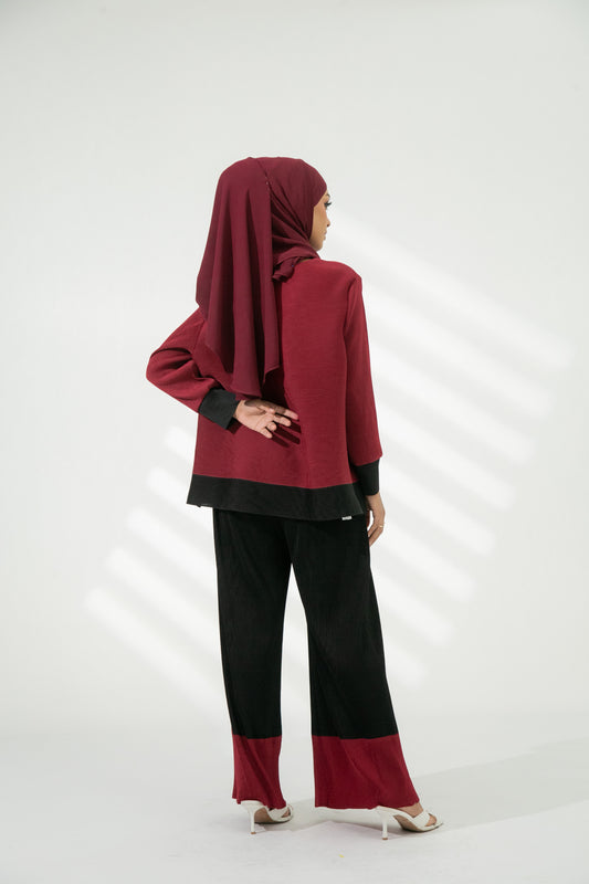 Mardee Long Sleeve Top in Red / Black