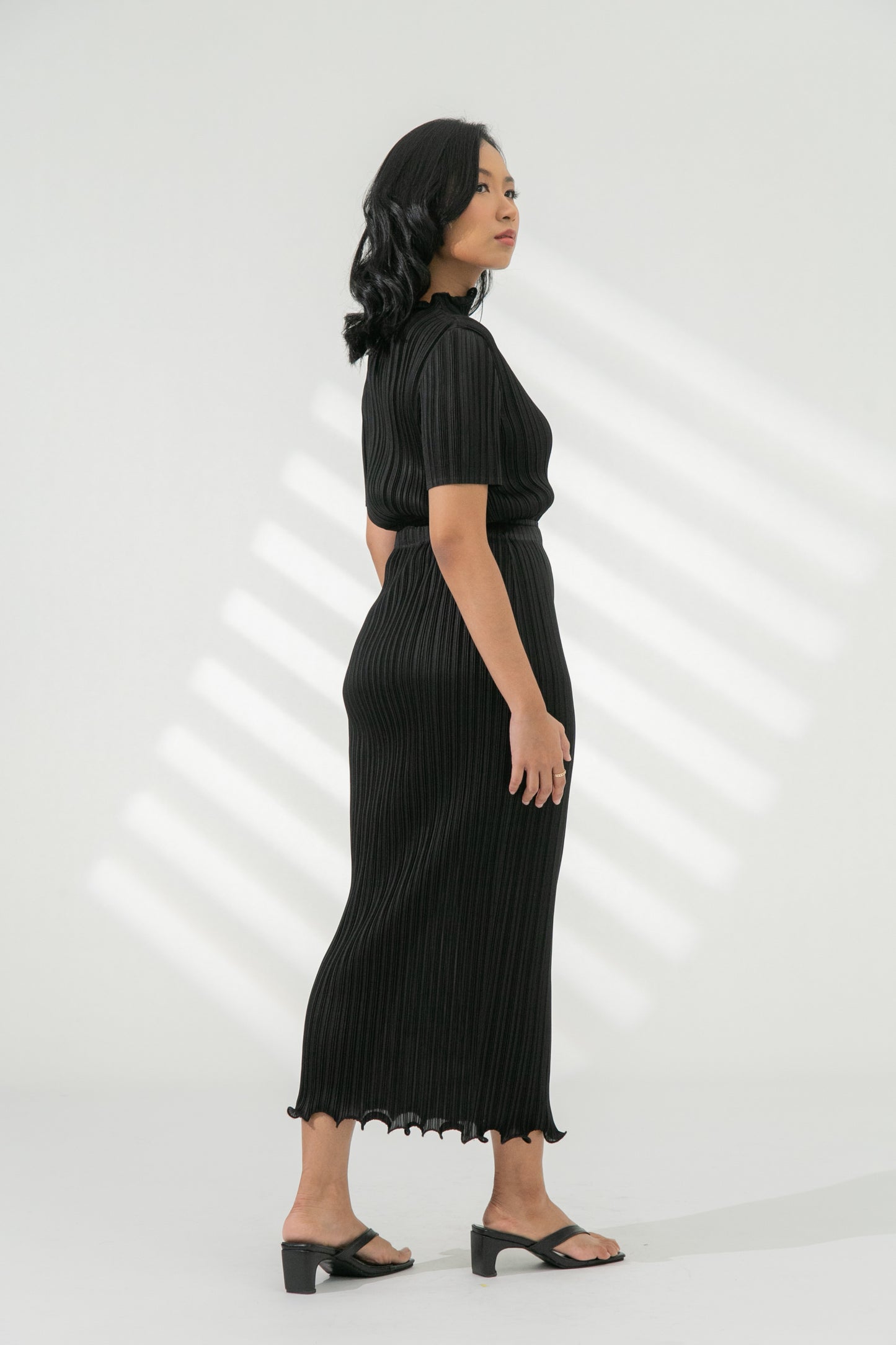 Ally Short Sleeve Top in Black
