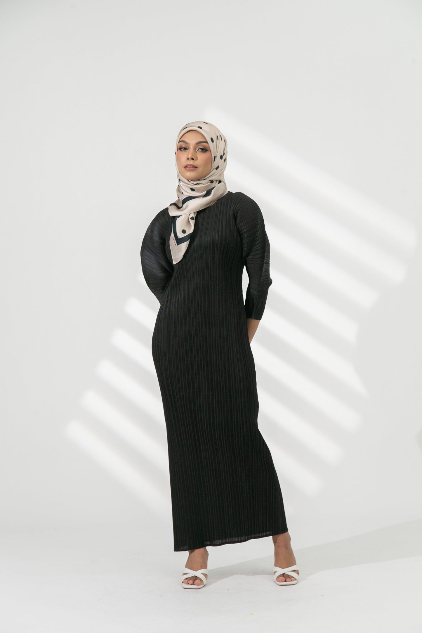 Zily Dress in Black