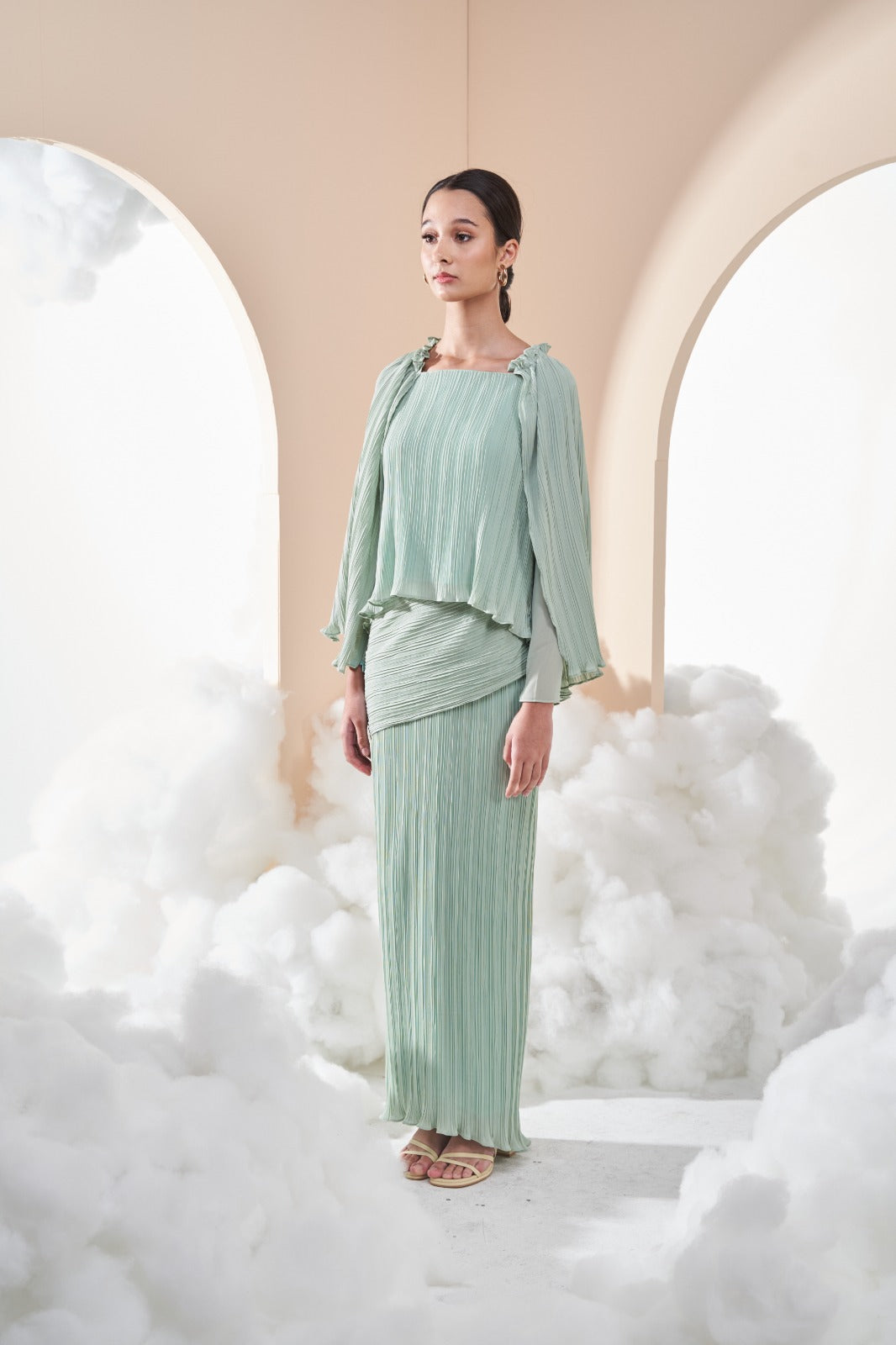 Amelia Kurung
