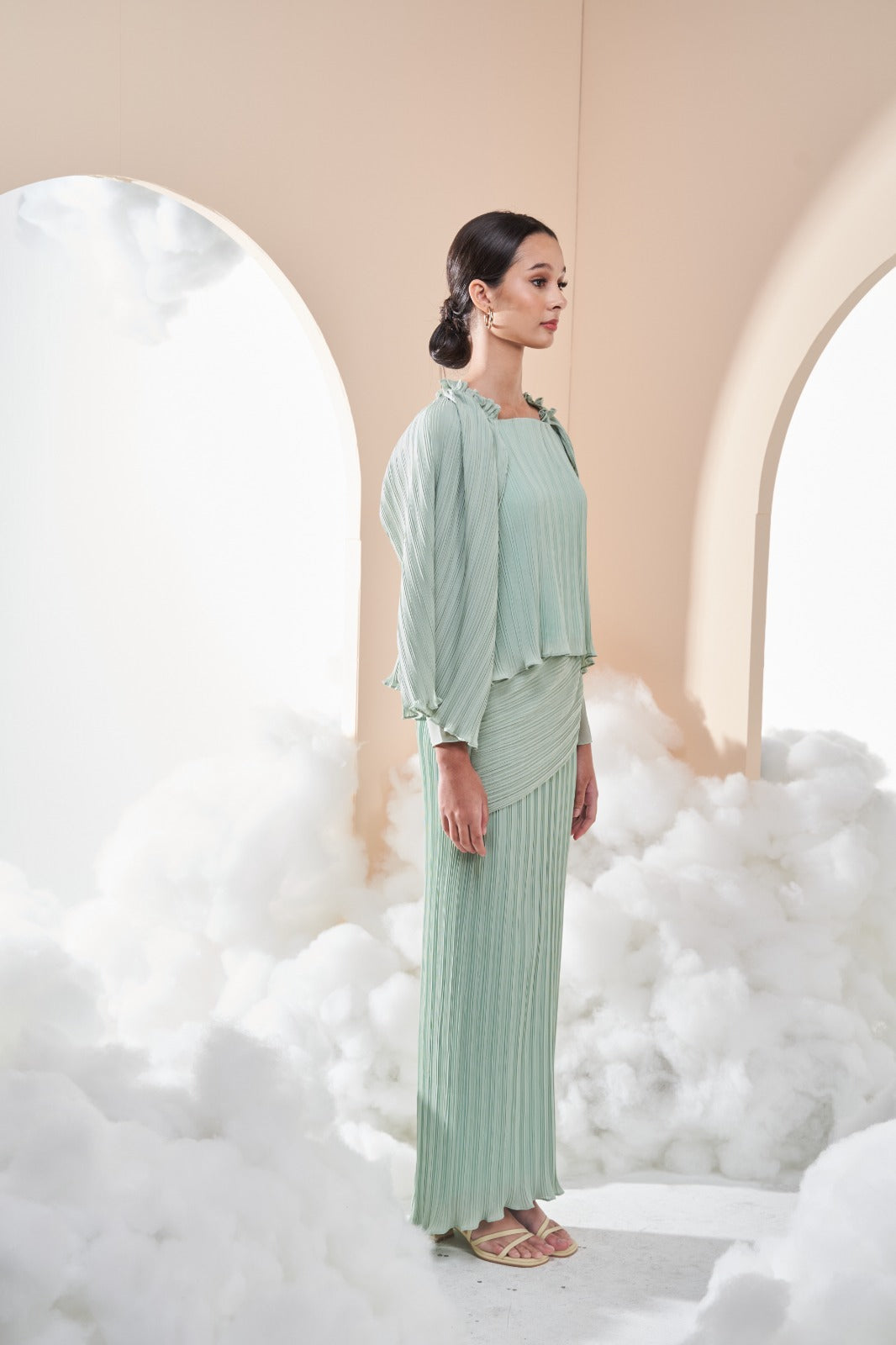 Amelia Kurung