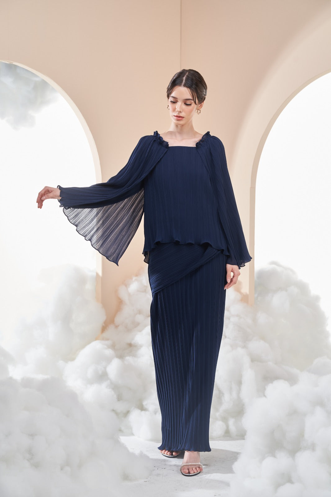 Amelia Kurung
