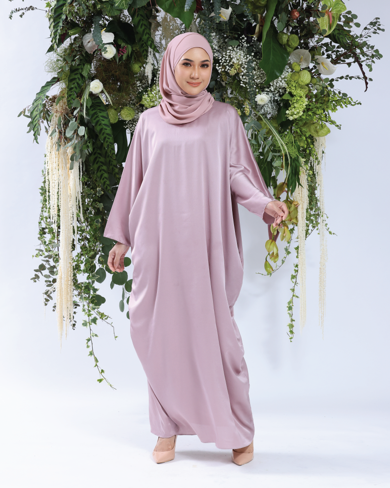 Signature Batwing Kaftan + Free Tudung