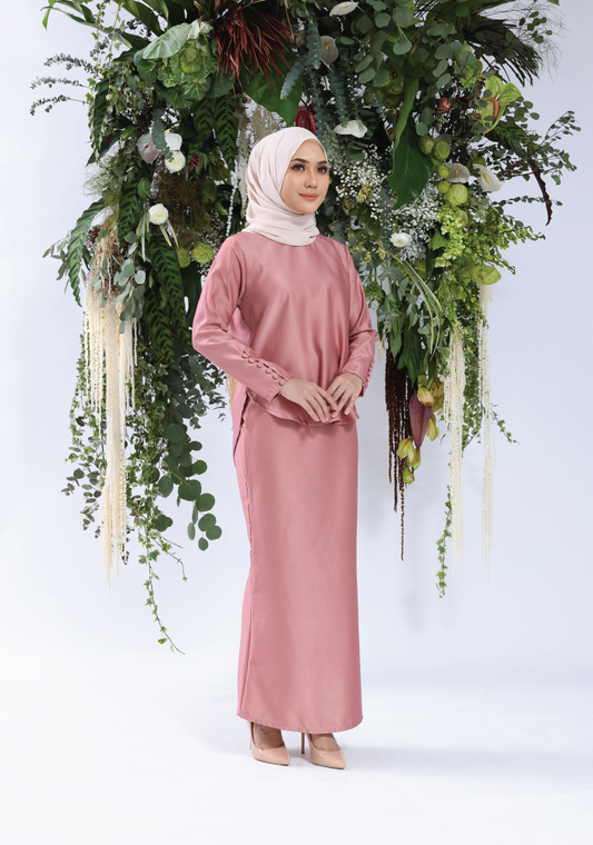 Modern Baju Kurung in Blush Pink