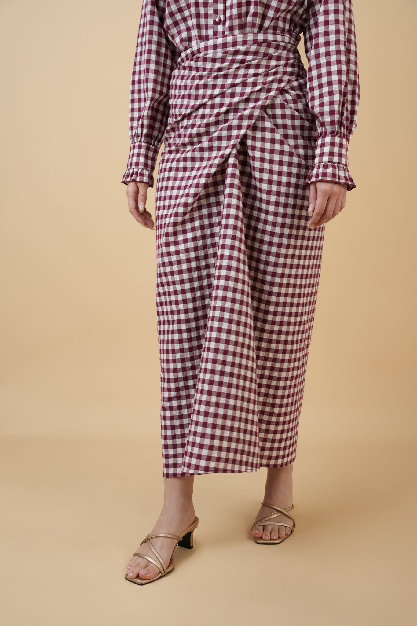 Shamin Checkered Kurung in Maroon