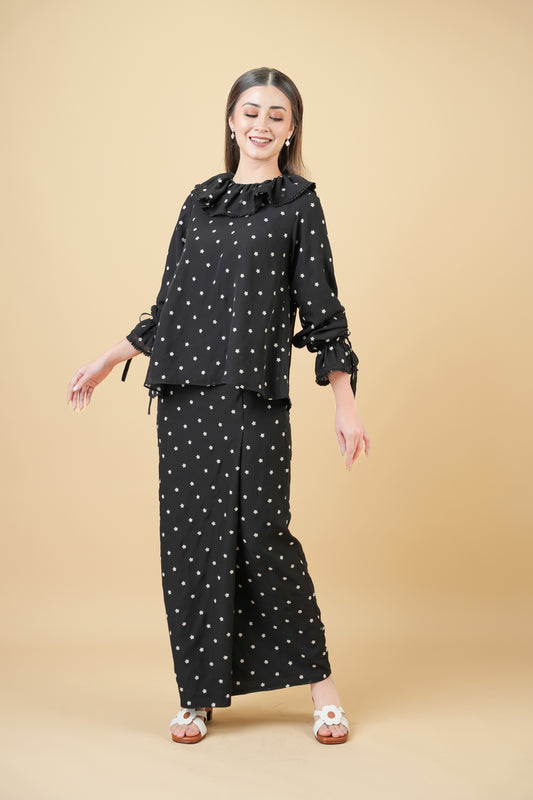 Aishah Floral Kurung in Black