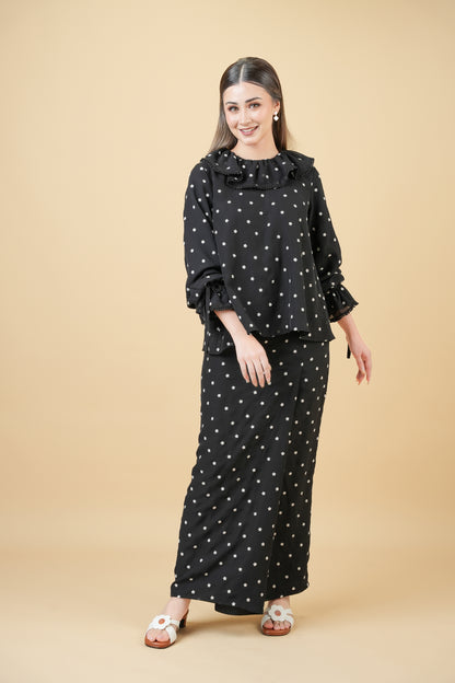 Aishah Floral Kurung in Black