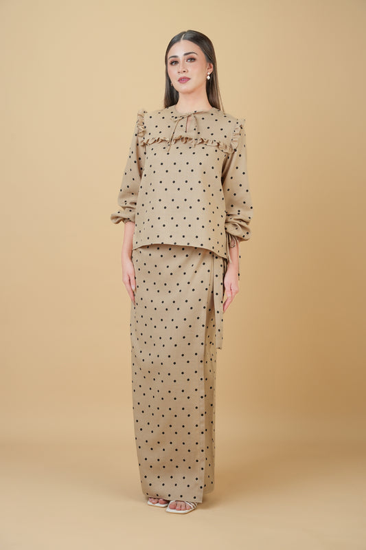 Nazili Kurung in Brown and Black Polka Dots