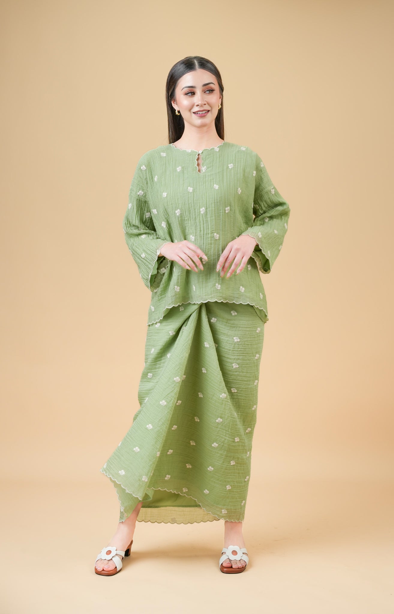 Siti Kurung Kedah in Mint Green