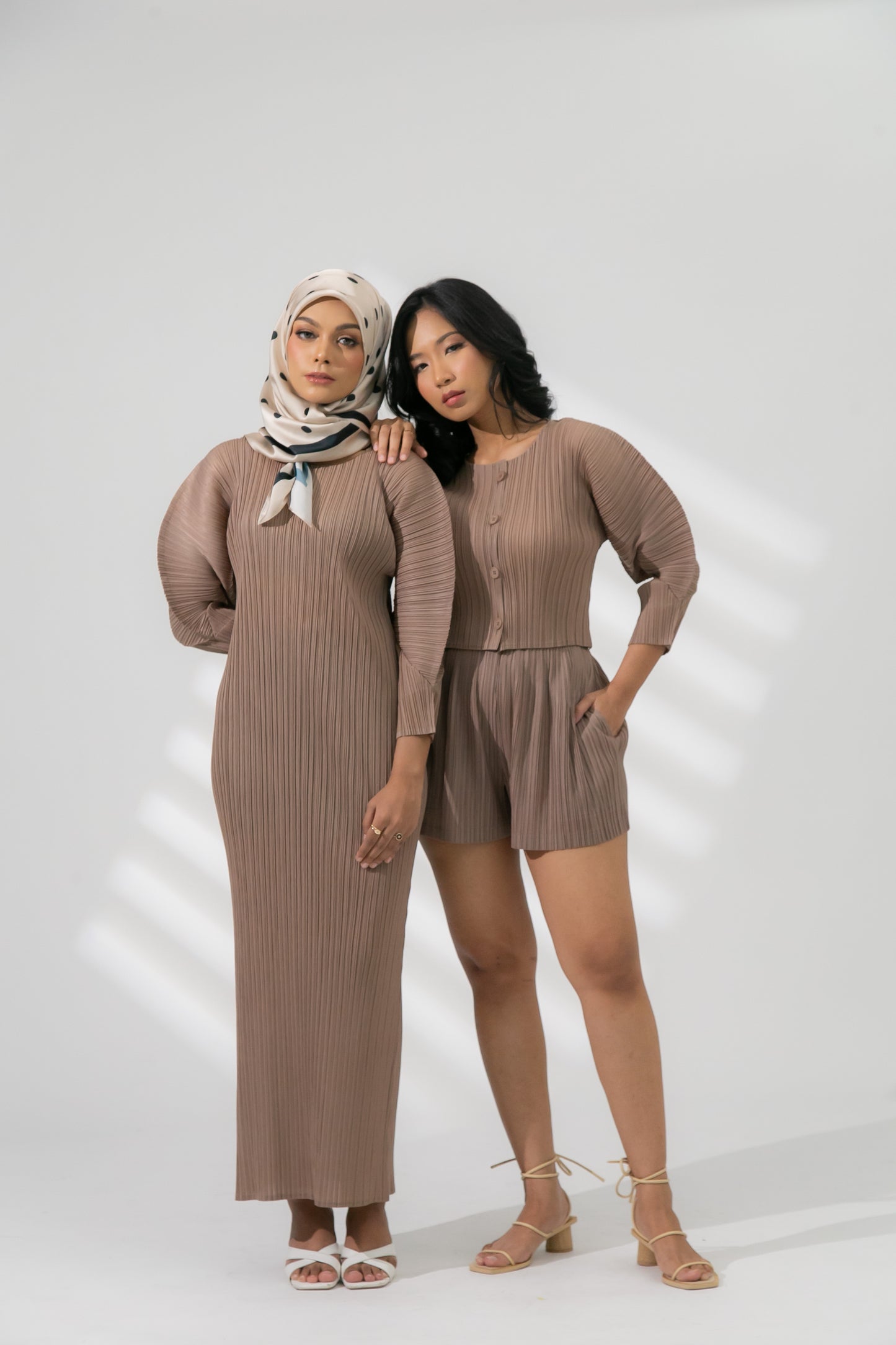 Zily Dress in Brown