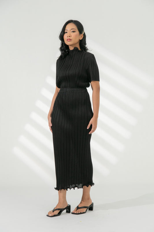 Ally Skirt in Black