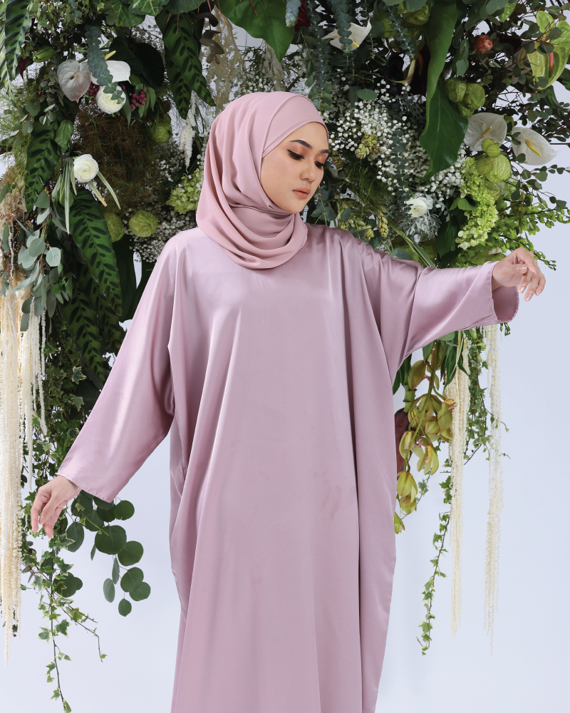 Signature Batwing Kaftan + Free Tudung