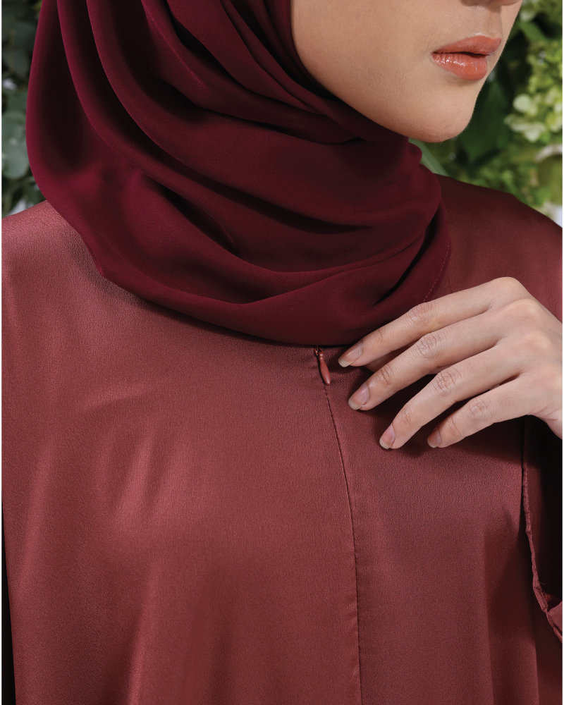 Signature Batwing Kaftan + Free Tudung